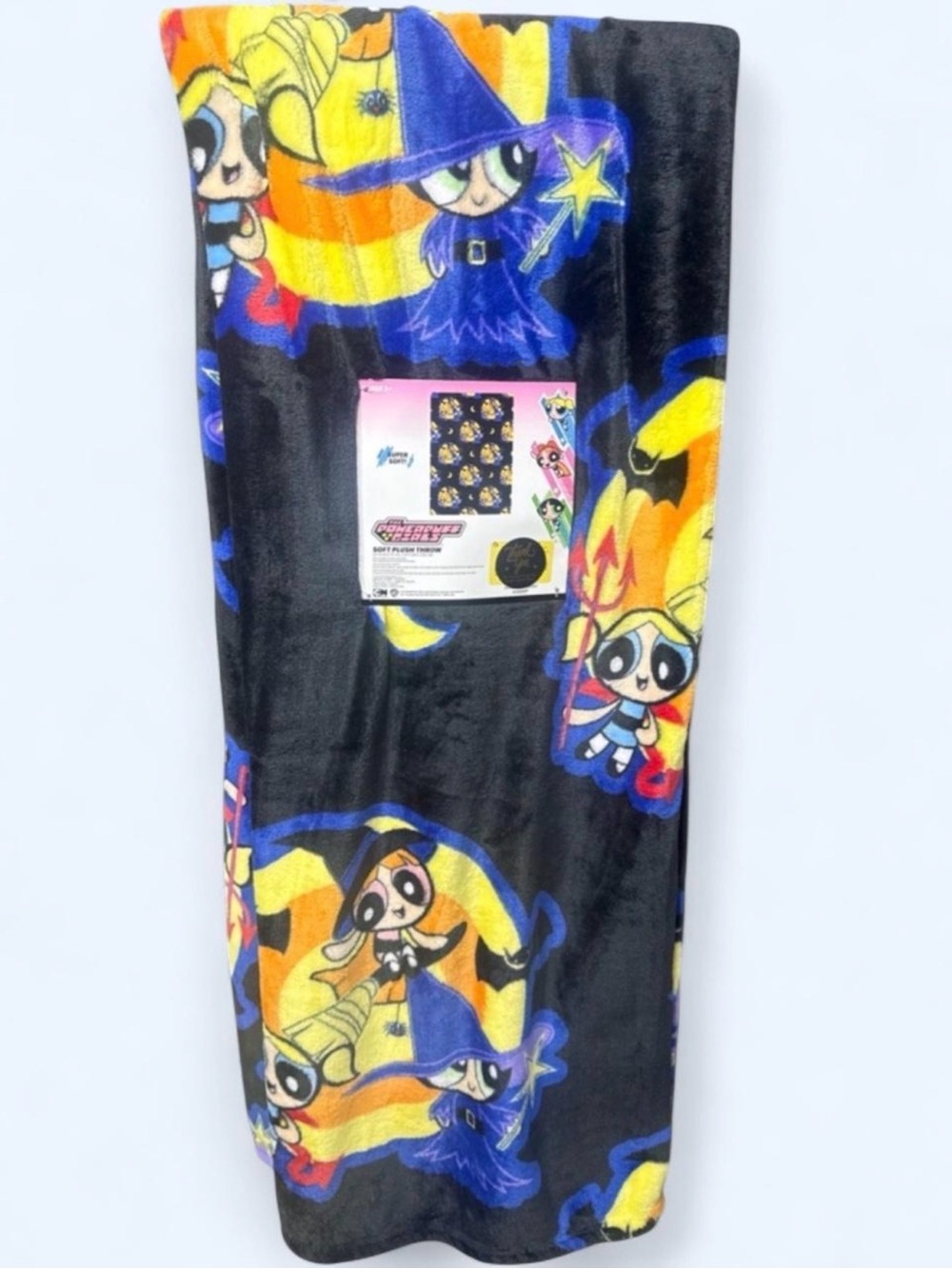 NWT Powerpuff Girl Halloween Themed Black Plush  Blanket